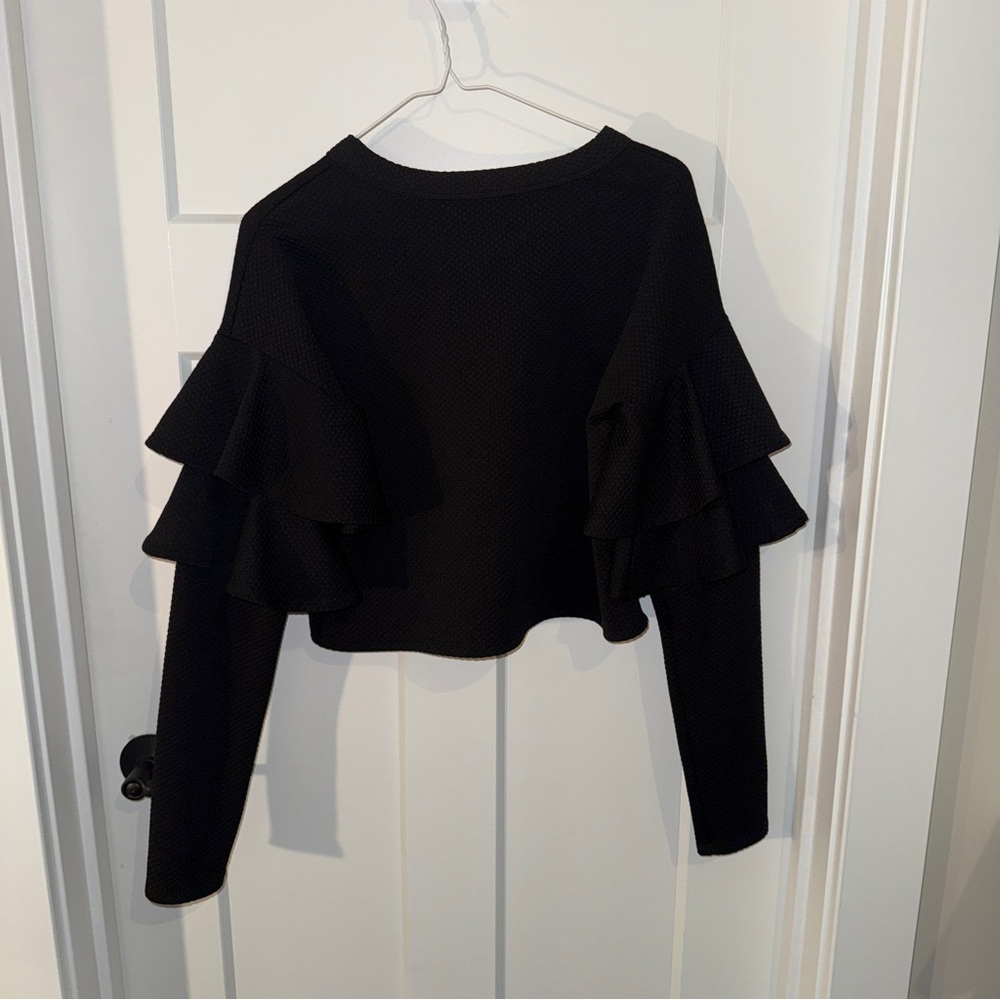Forever 21 Textured Black Cropped Knit Top
